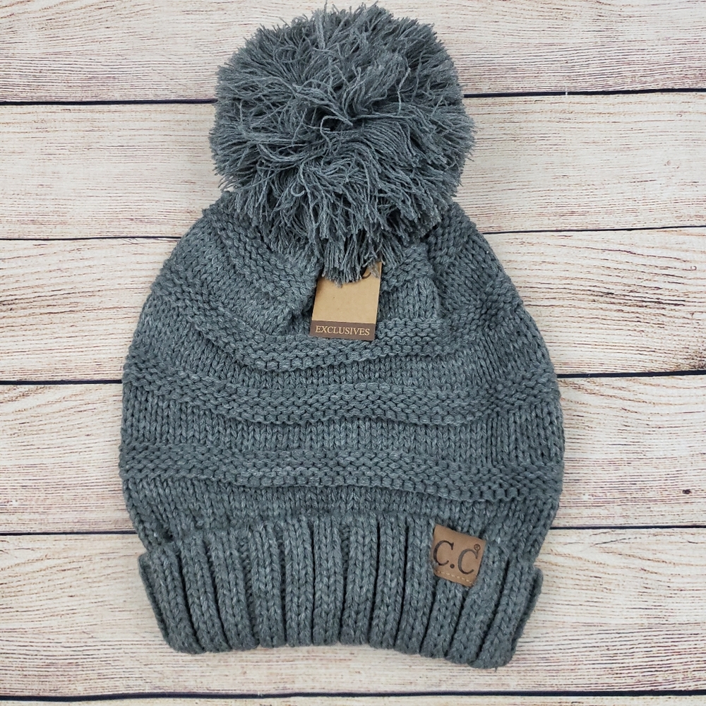 Solid slouchy pom C.C beanie